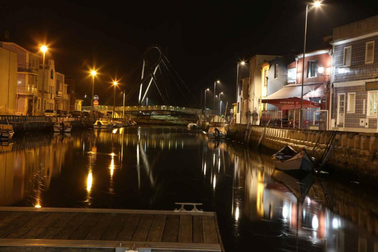 Aveiro'S Dock Apartments מראה חיצוני תמונה